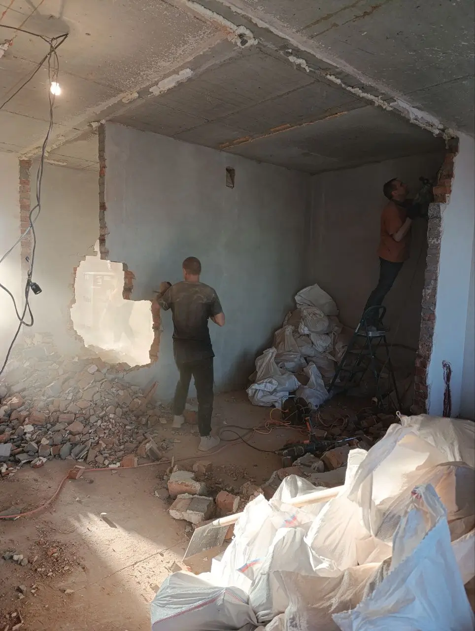 Демонтаж перегородок Львов