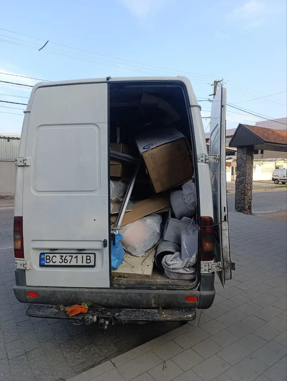 Вивіз побутового сміття Львів